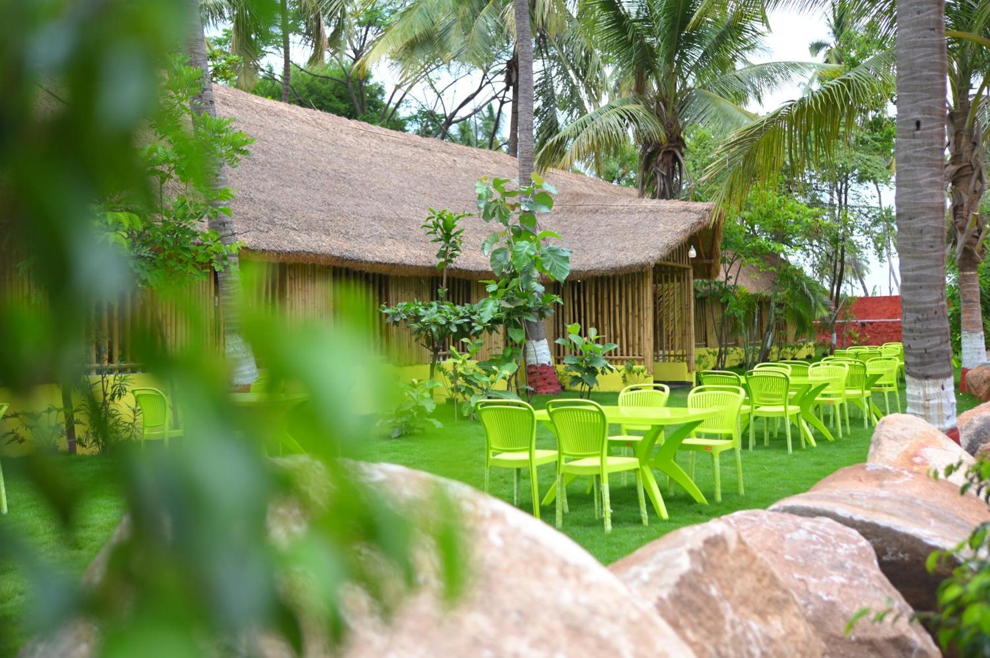 Tamarind Tree Way Side Amenities Hotel Hospet Exterior photo
