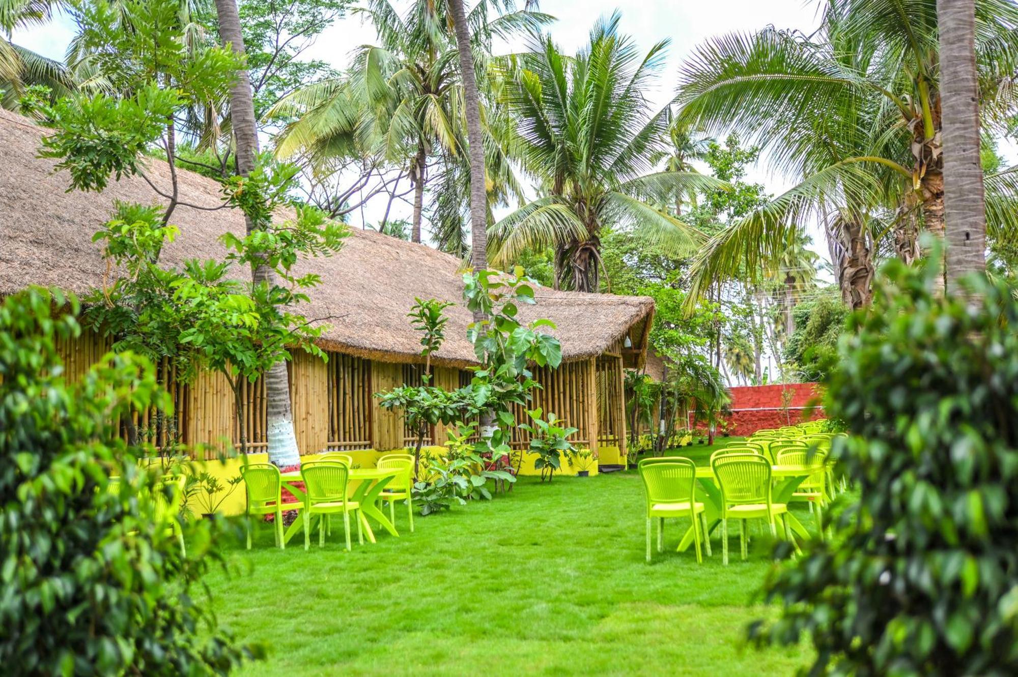 Tamarind Tree Way Side Amenities Hotel Hospet Exterior photo
