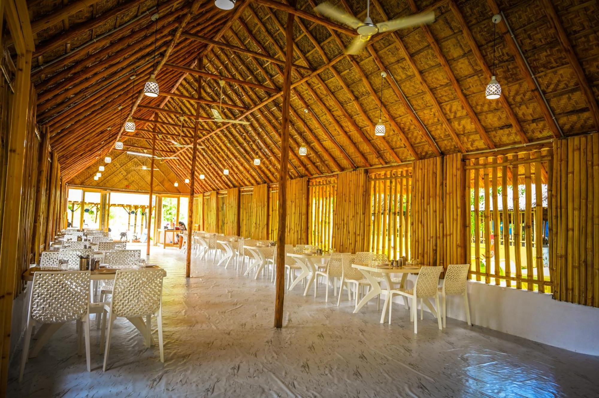 Tamarind Tree Way Side Amenities Hotel Hospet Exterior photo