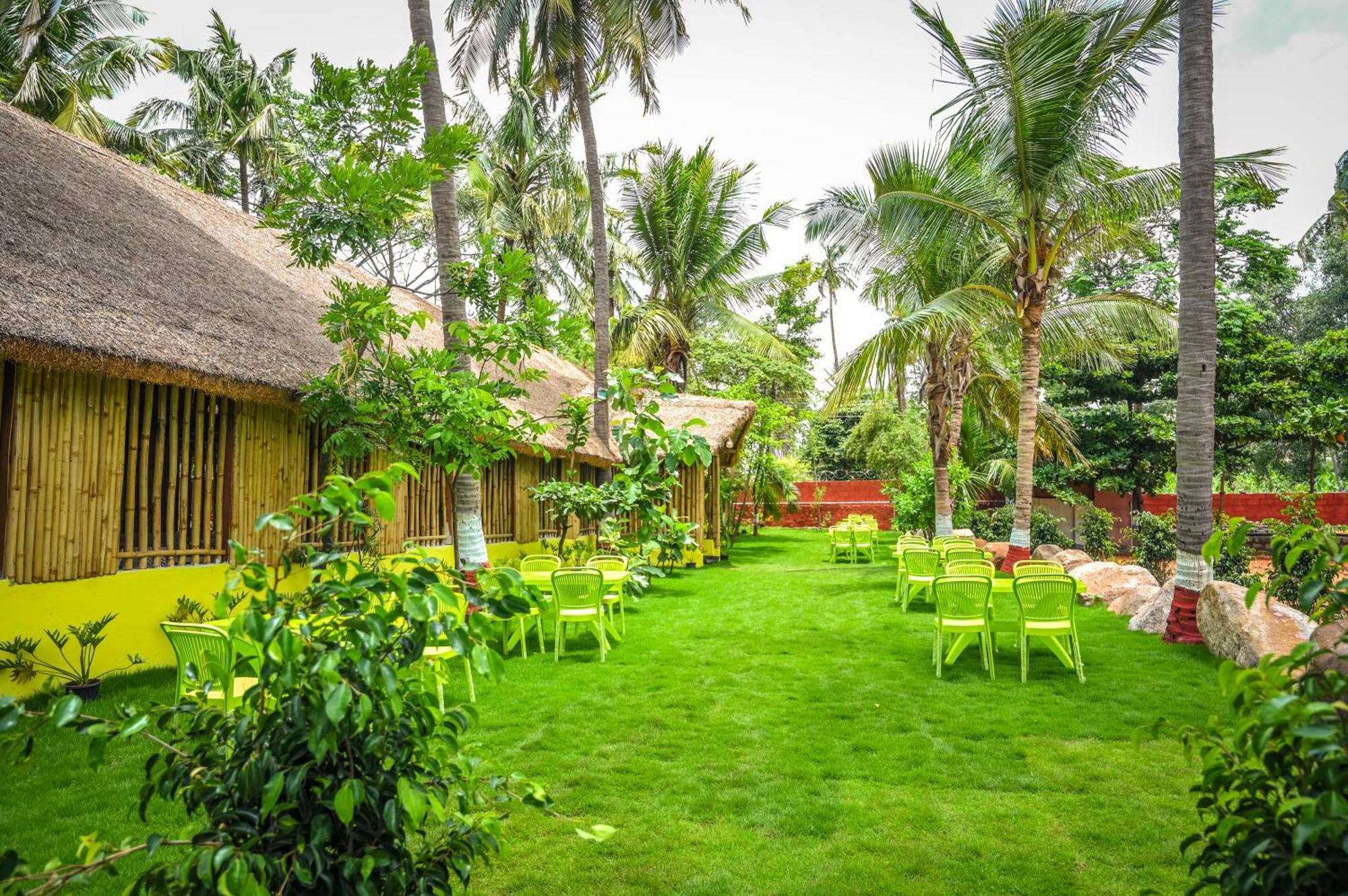 Tamarind Tree Way Side Amenities Hotel Hospet Exterior photo